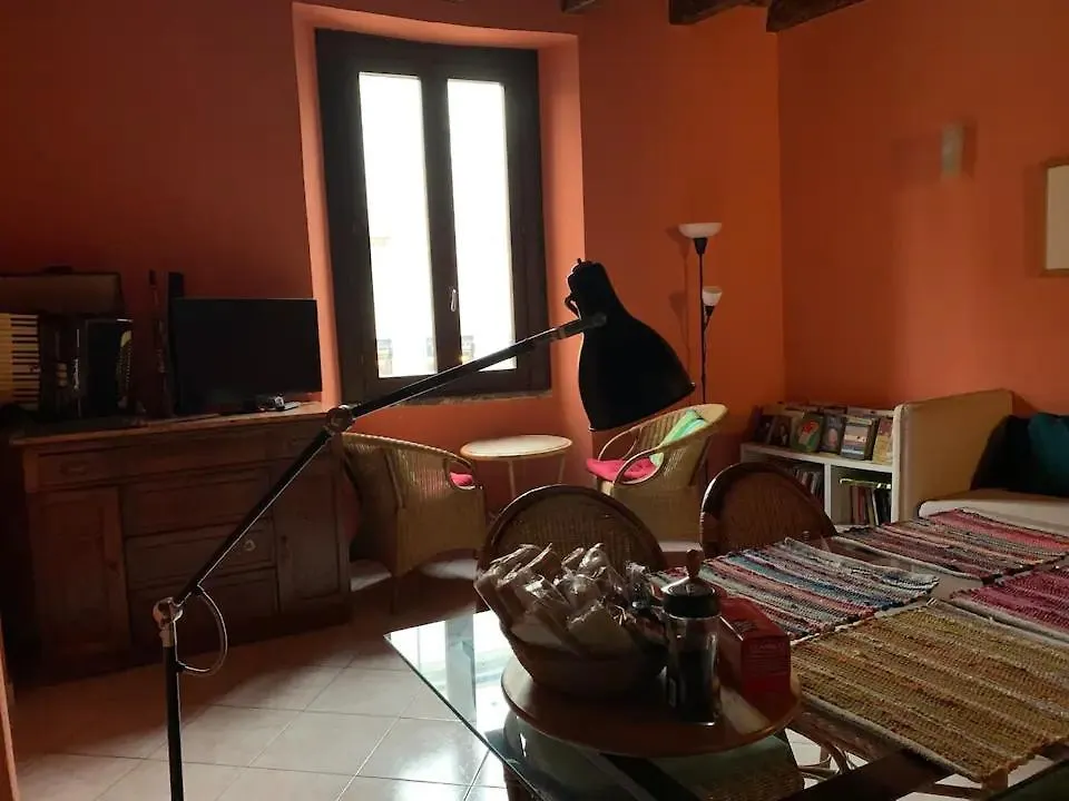 ミラノCasa Accogliente Sul Naviglioアパートメント
